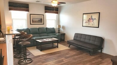 1911 W Half Moon Cir in San Tan Valley, AZ - Building Photo - Building Photo