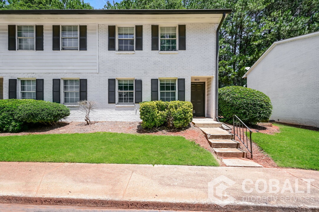 3501 Creekview Pl in Scottdale, GA - Building Photo