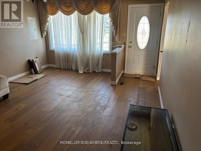 property at 543 Glendene Crescent