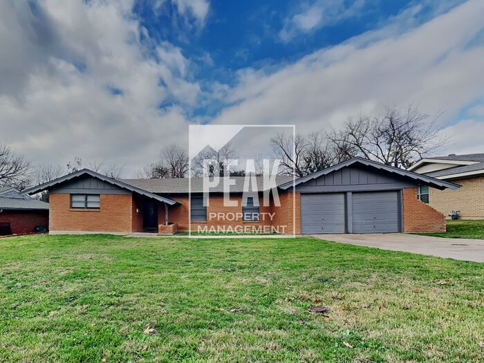 5712 Whitman Ave in Fort Worth, TX - Building Photo