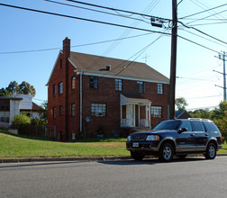 6801 Red Top Rd in Takoma Park, MD - Building Photo - Building Photo