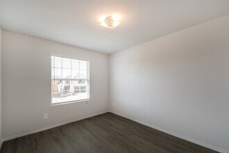 4823 Banyan Tree Trl in Spring, TX - Building Photo - Building Photo