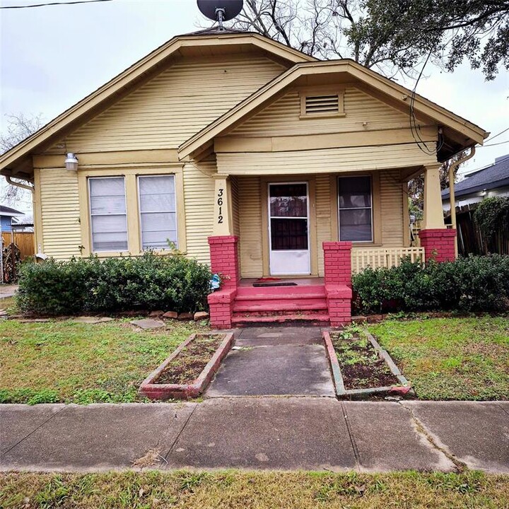 3612 McIlhenny St in Houston, TX - Building Photo