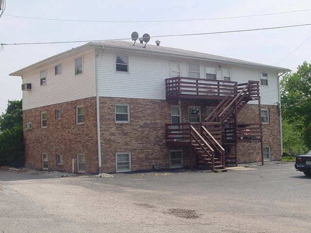 3520 Bridge Ave in Davenport, IA - Building Photo - Building Photo