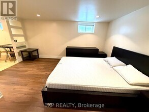 119 Earlton Rd in Toronto, ON - Building Photo - Building Photo