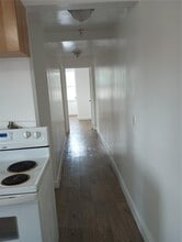 1186 NW 103rd St in Miami, FL - Building Photo - Building Photo
