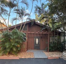 6180 NW 32nd Ter in Fort Lauderdale, FL - Building Photo