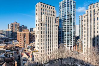 1260 N Astor St in Chicago, IL - Foto de edificio - Building Photo