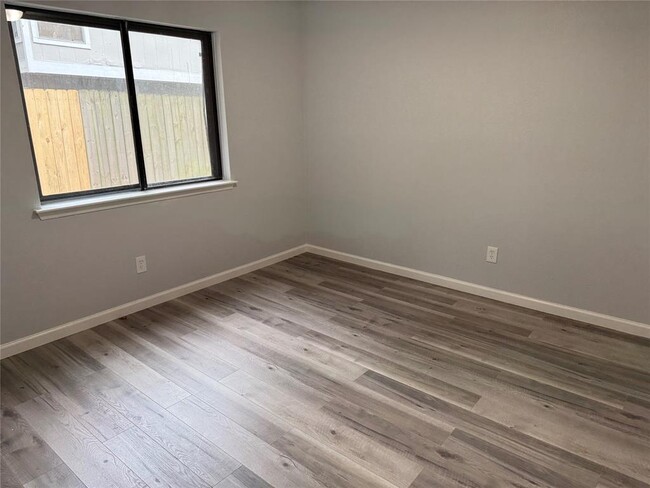 6311 Dawnridge Dr in Houston, TX - Building Photo - Building Photo