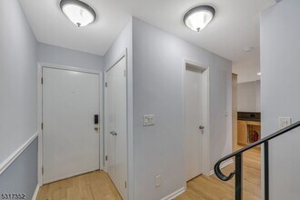 209 Stephanie Dr in North Caldwell, NJ - Building Photo - Building Photo