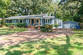 4452 Oakmont Cir in Fayetteville, NC - Building Photo - Building Photo