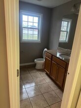 18-20 Westwood Dr in Springfield, MA - Building Photo - Building Photo