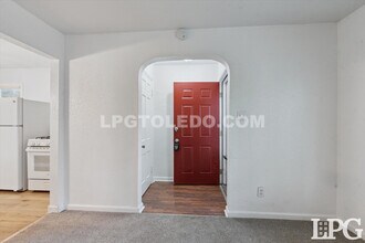1109 Turner Ave in Toledo, OH - Building Photo - Building Photo