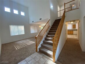 1317 Woodmore Dr in Las Vegas, NV - Building Photo - Building Photo