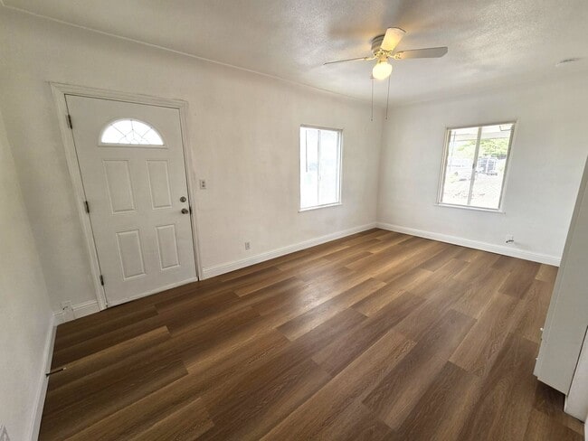 958 S Chess Terrace St in Porterville, CA - Building Photo - Building Photo