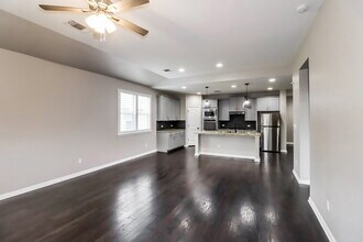 8113 Pescara Cove in Round Rock, TX - Building Photo - Building Photo
