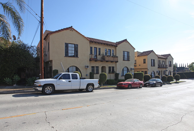 2050-2062 Commonwealth Ave in Los Angeles, CA - Building Photo - Building Photo