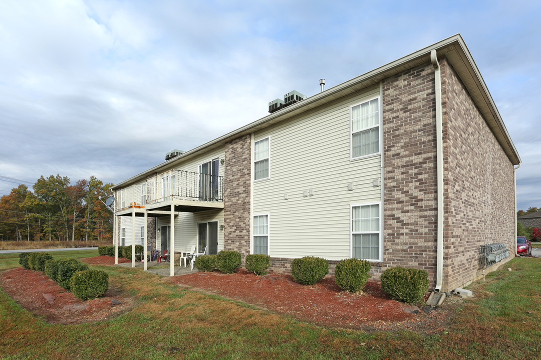 Old Harbor Apartments in Shepherdsville, KY - Foto de edificio