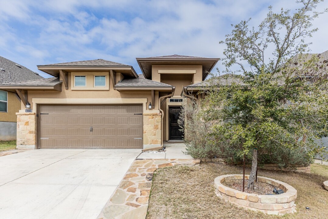 14119 Sam Houston Way in San Antonio, TX - Building Photo