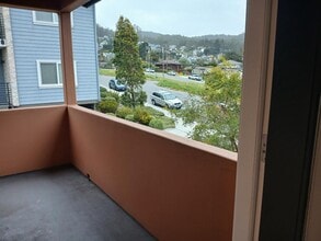 99 Ave Portola in El Granada, CA - Building Photo - Building Photo