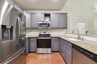 4803 Birchman Ave in Fort Worth, TX - Foto de edificio - Building Photo