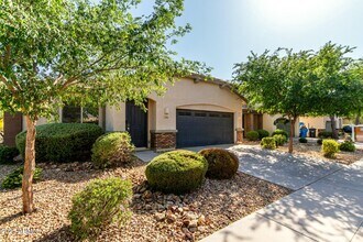 2981 E Nighthawk Wy in Phoenix, AZ - Building Photo - Building Photo