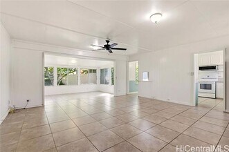 1032 Kainui Dr in Kailua, HI - Building Photo - Building Photo
