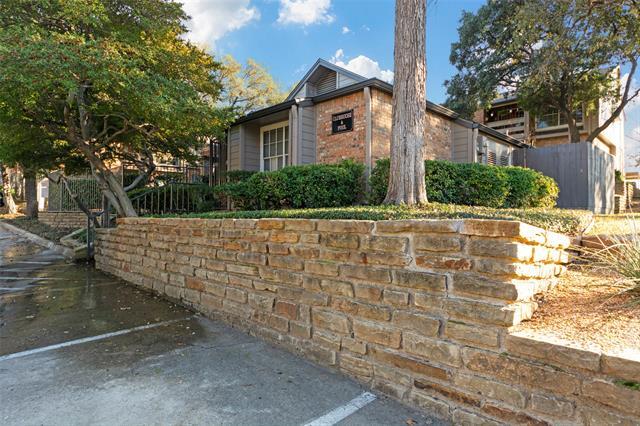 9801 Royal Ln in Dallas, TX - Building Photo - Building Photo