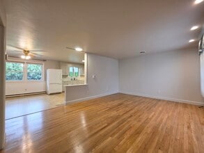 2 Colonial Ave in Myerstown, PA - Foto de edificio - Building Photo