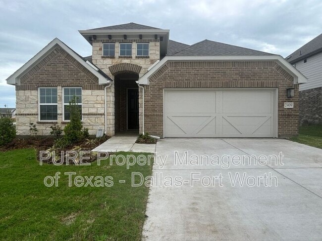property at 2409 Hollyhill Wy
