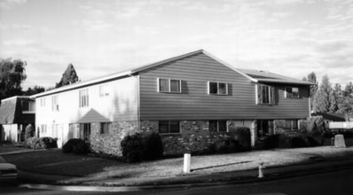 3311-3345 SW 125TH Ave in Beaverton, OR - Foto de edificio - Building Photo