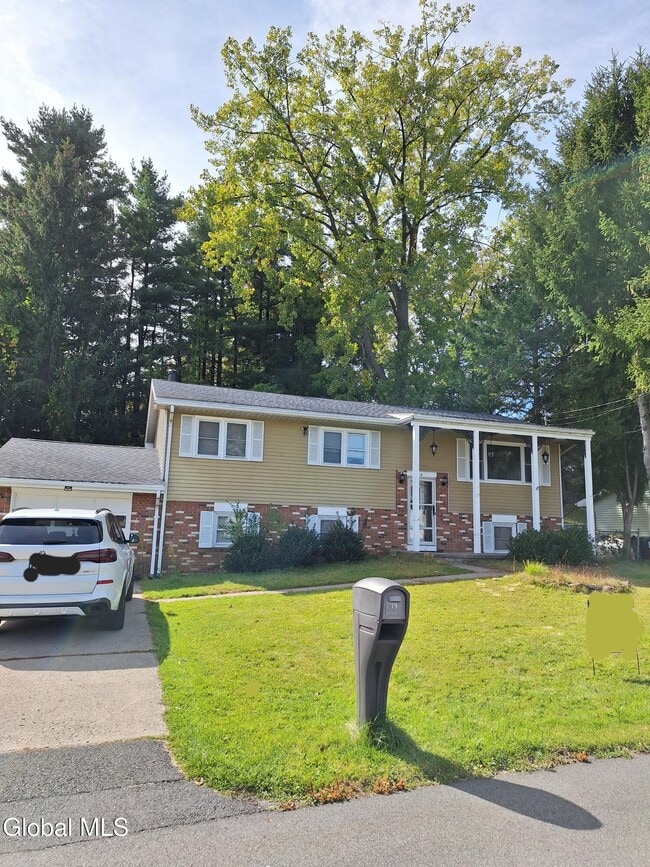 19 Wendell Dr in Albany, NY - Building Photo - Building Photo