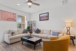 2516 Simond Ave in Austin, TX - Building Photo