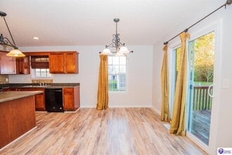 605 Wind Brook Dr in Elizabethtown, KY - Building Photo - Building Photo