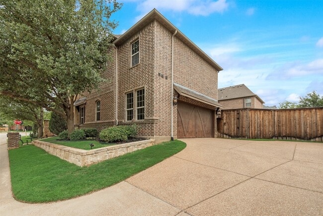 property at 1105 Haven Cir
