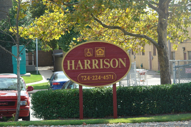 Harrison High Rise Apartments in Natrona Heights, PA - Building Photo - Building Photo