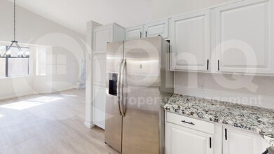 1826 W Holland Dr in Tucson, AZ - Building Photo - Building Photo
