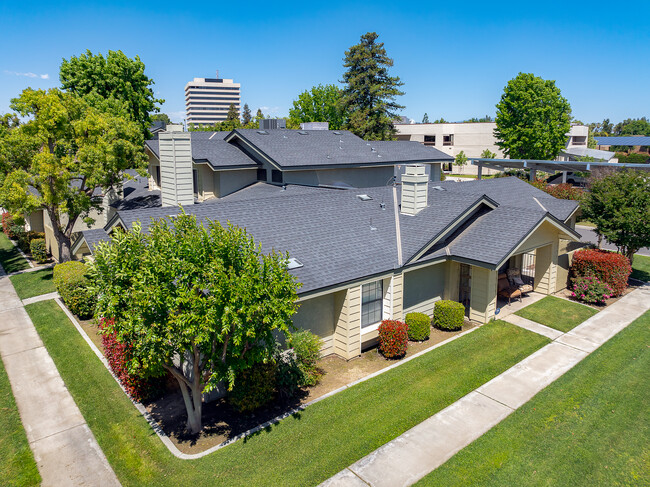 5500 Lennox Ave in Bakersfield, CA - Building Photo - Building Photo