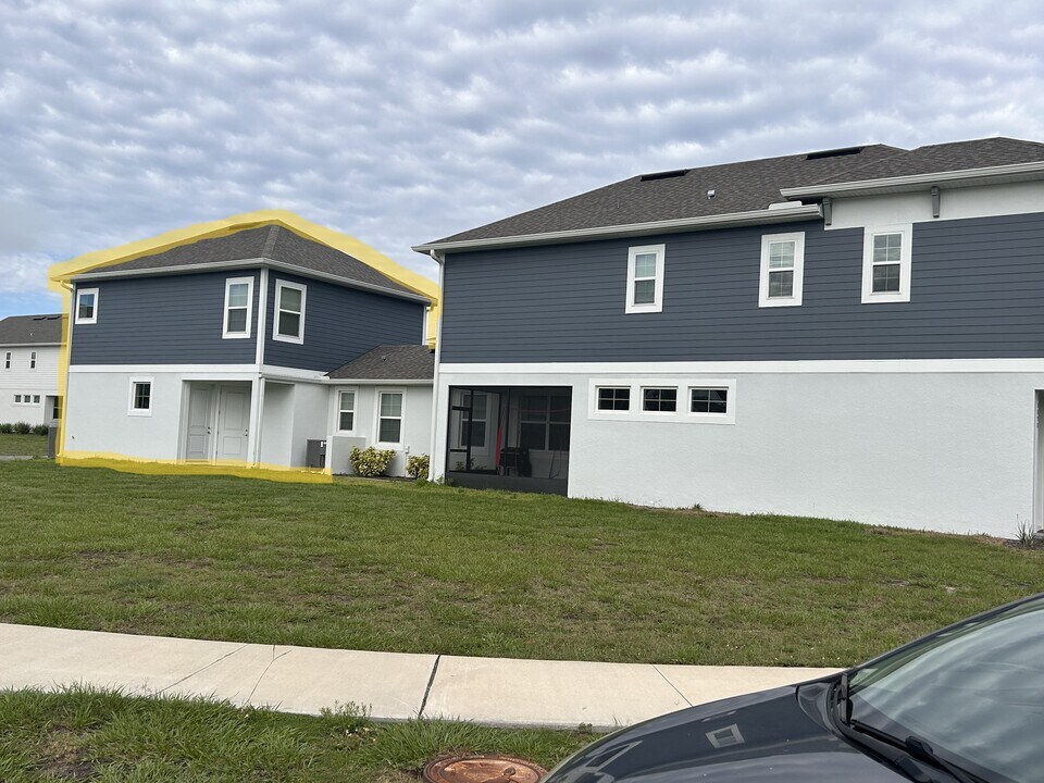 15098 Lebeau Loop, Unit B in Winter Garden, FL - Foto de edificio