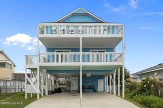201 Glenn St in Atlantic Beach, NC - Building Photo - Building Photo
