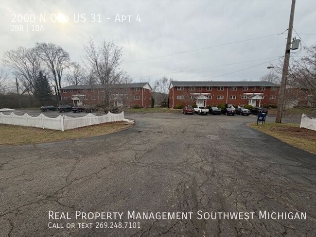 2000 US-31 in Niles, MI - Building Photo - Building Photo