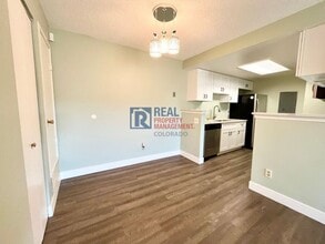 920 S Walden Way in Aurora, CO - Building Photo - Building Photo