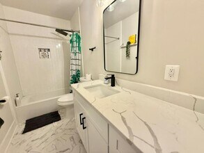 755 Columbia Rd NW in Washington, DC - Building Photo - Building Photo