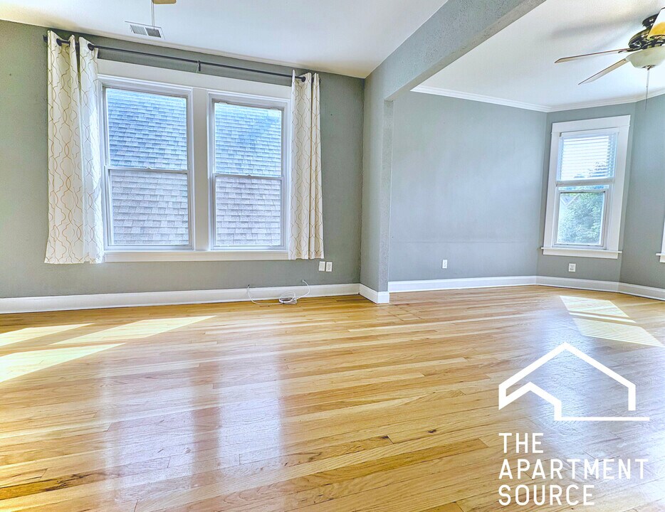 3927 N Whipple St, Unit 2 in Chicago, IL - Foto de edificio