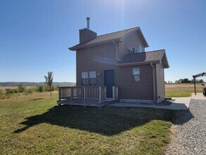 17753 Bunge Ave in Council Bluffs, IA - Building Photo - Building Photo