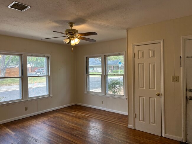 property at 1802 Vine St