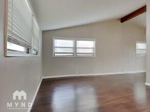 925 Warren Way in Richardson, TX - Building Photo - Building Photo
