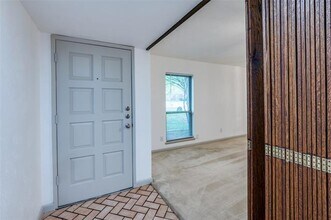 2214 Grapevine Ln in Carrollton, TX - Building Photo - Building Photo