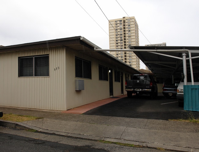 573 Lauiki St in Honolulu, HI - Foto de edificio - Building Photo