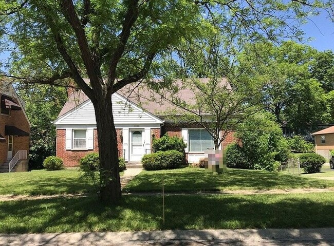 property at 3010 Sandra Pl